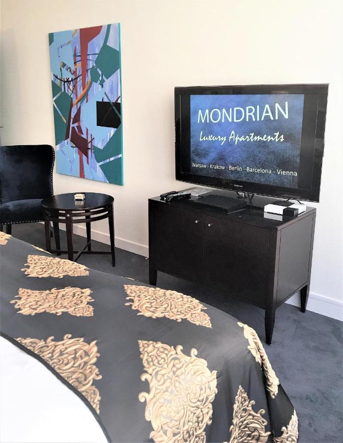 Mondrian Luxury Suites & Apartments Krakow Old Town ภายนอก รูปภาพ