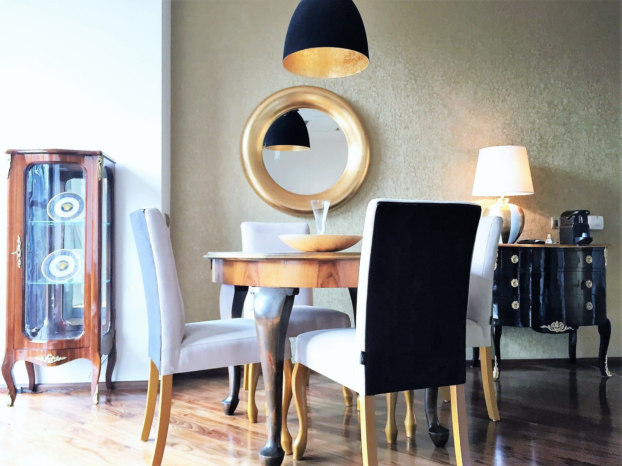 Mondrian Luxury Suites & Apartments Krakow Old Town ภายนอก รูปภาพ